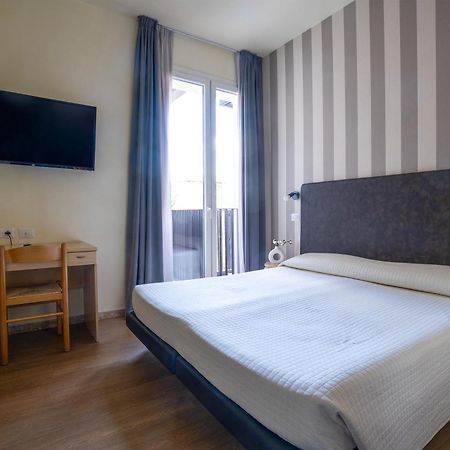 רימיני My Place Hotel מראה חיצוני תמונה