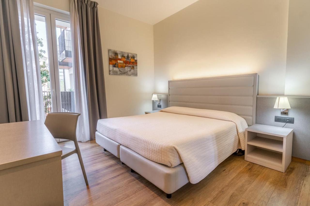 רימיני My Place Hotel מראה חיצוני תמונה