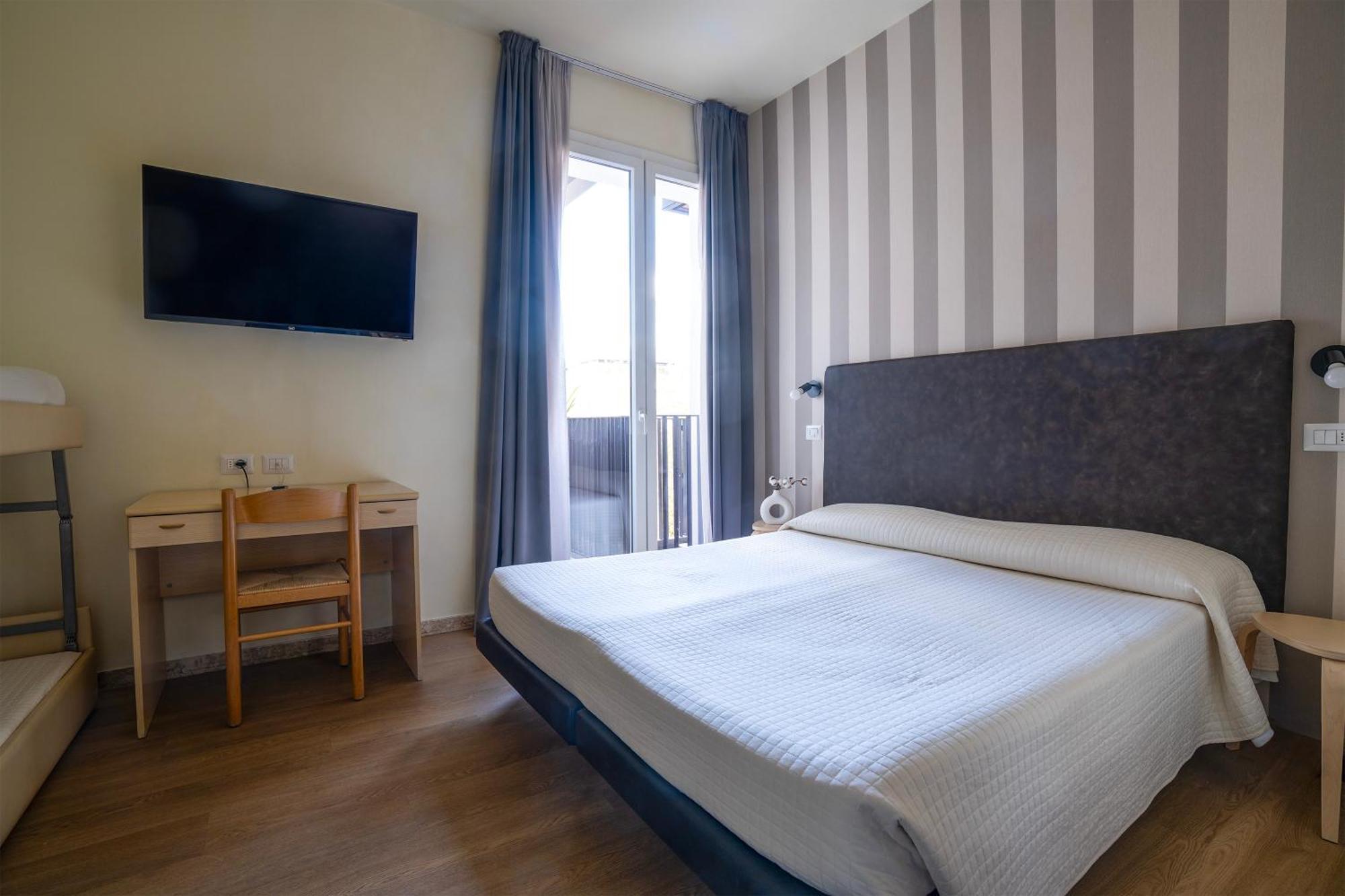 רימיני My Place Hotel מראה חיצוני תמונה