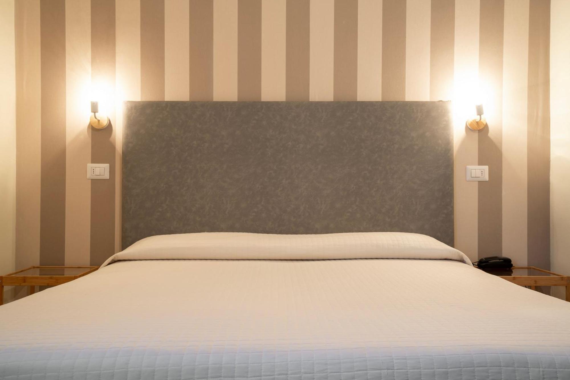 רימיני My Place Hotel מראה חיצוני תמונה