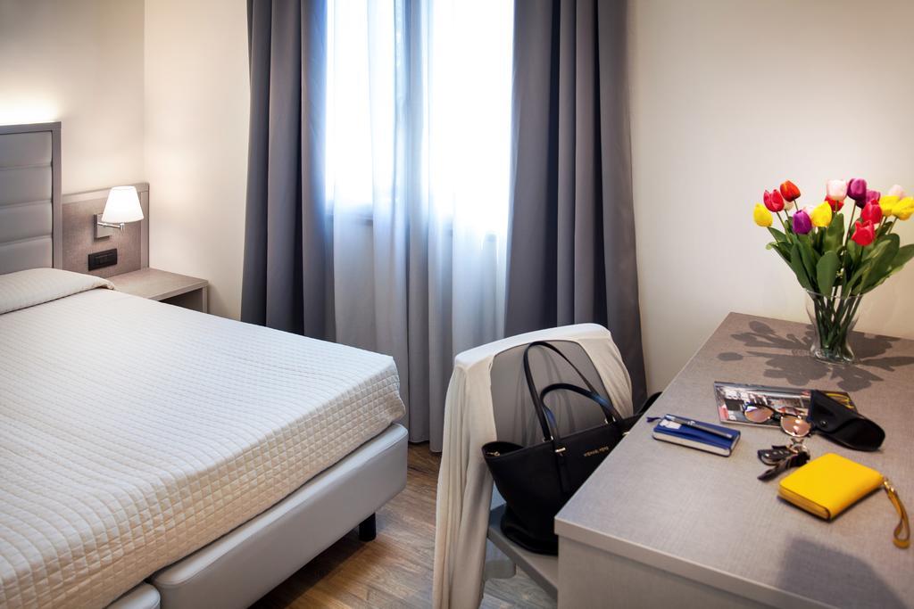 רימיני My Place Hotel מראה חיצוני תמונה