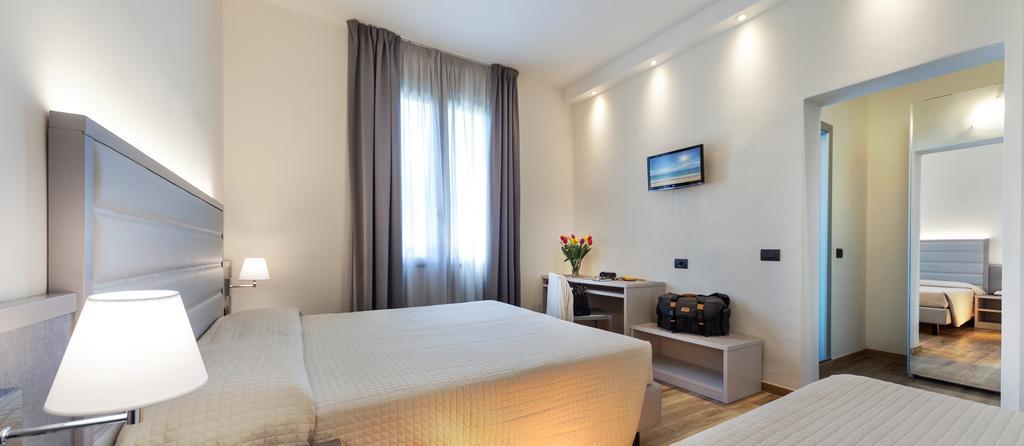 רימיני My Place Hotel מראה חיצוני תמונה